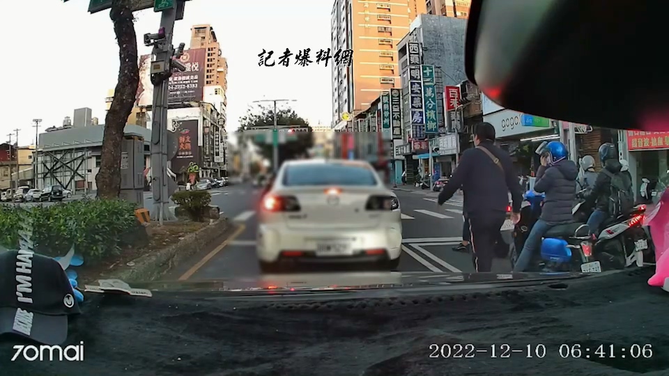 超車被當街狂歐!他遭台中3黑衣惡煞攔車爆打 施暴過程全曝光