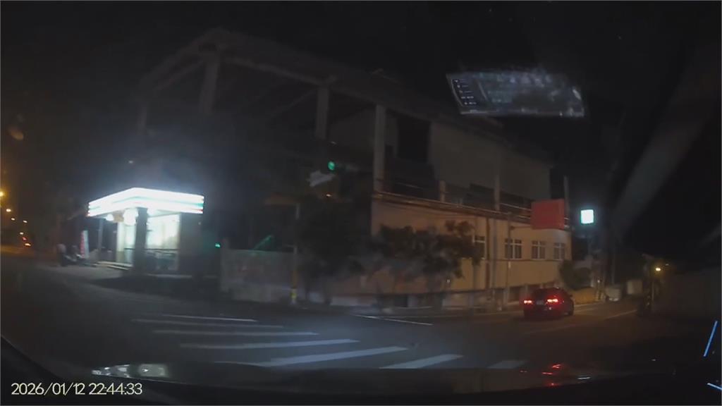 火力強大！毒品通緝犯落網　車內查獲毒品、２槍枝