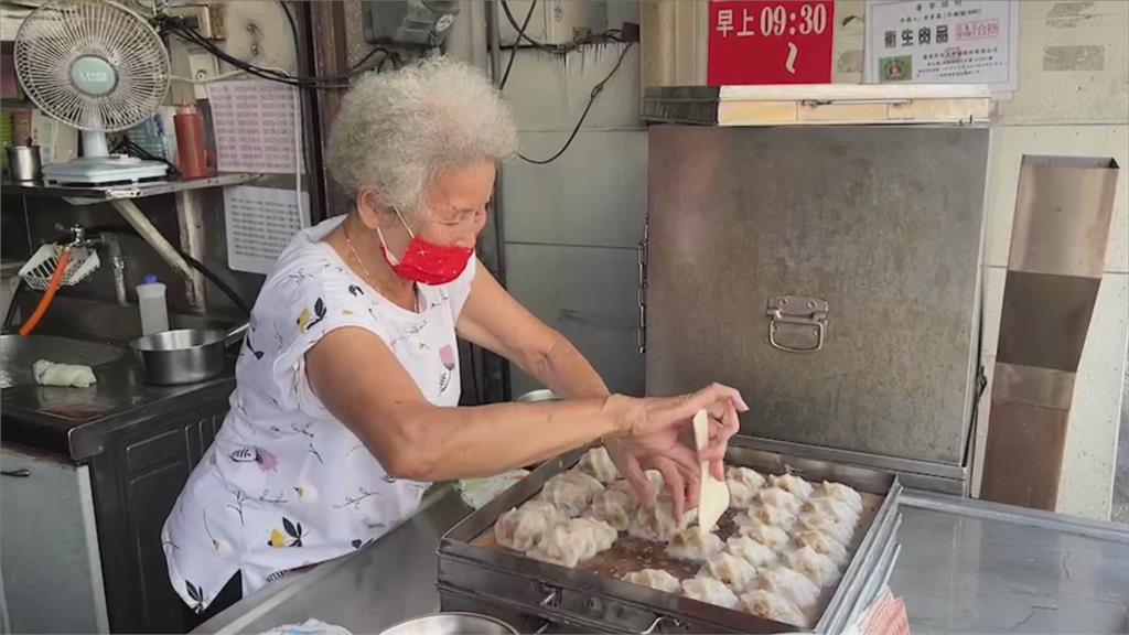 怎做生意? 台南國華街4天3跳電 店內黑漆漆 遊客以為沒開店