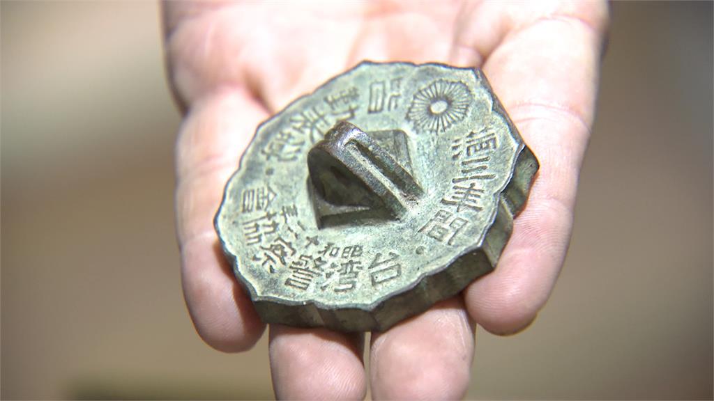 台中這家古物店沒裝監視器成目標 賊闖入搜刮老酒、珍藏品!警全力追緝