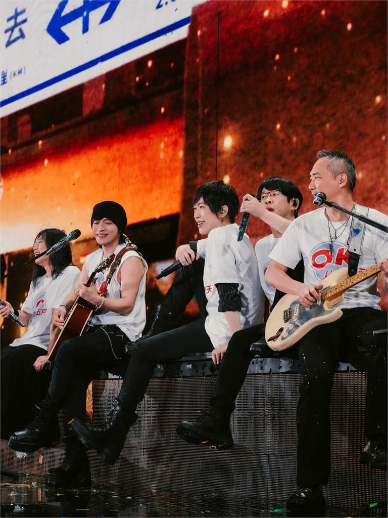 陳水扁「同台五月天」舊照曝！抖出29年前「1往事」網淚：盡在不言中
