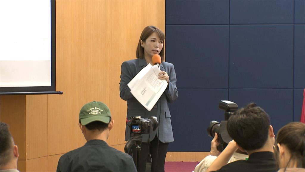 陳智菡被爆月領20萬稱「人少事多」　四叉貓嗆不滿別做