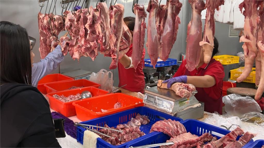 傳統市場開賣溫體豬生意興隆　攤商備貨增因應廣大「肉食族」
