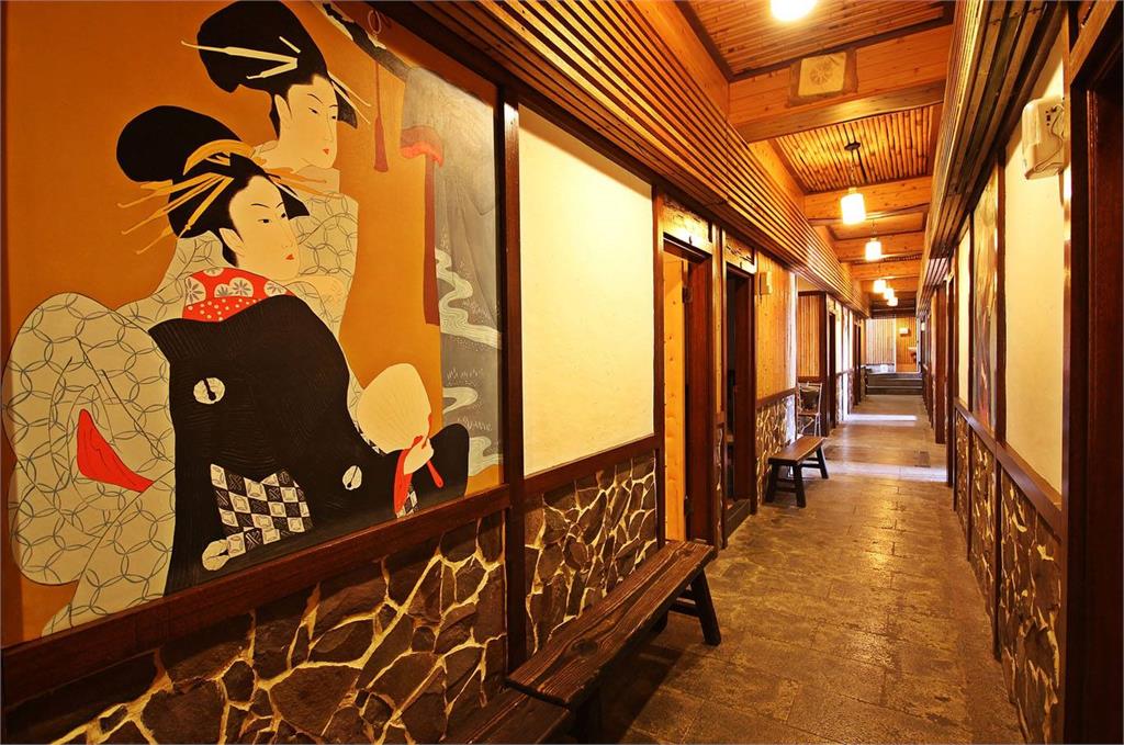 北投知名溫泉「情侶連結」遭偷拍!激戰影片瘋傳…網嚇喊:誰還敢去?