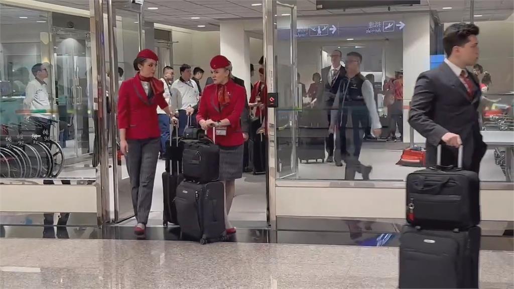 土耳其航空飛桃園班機遇亂流 餐點、乘客被拋飛釀5傷