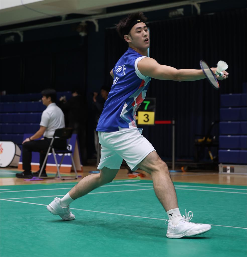 羽球／王柏崴稱霸全大運羽球男單豪奪二連霸！親口透露年底目標世界排名前30