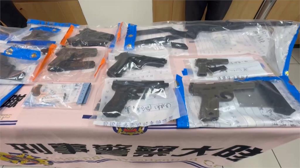 黑幫轉職做直播詐騙賣假貨 彰化警掃蕩連逮17人