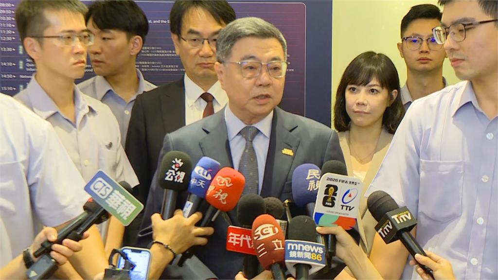 快新聞／卓榮泰強硬反擊了！政府遭質疑「處理毒油慢半拍」　背後辛苦真相全曝光
