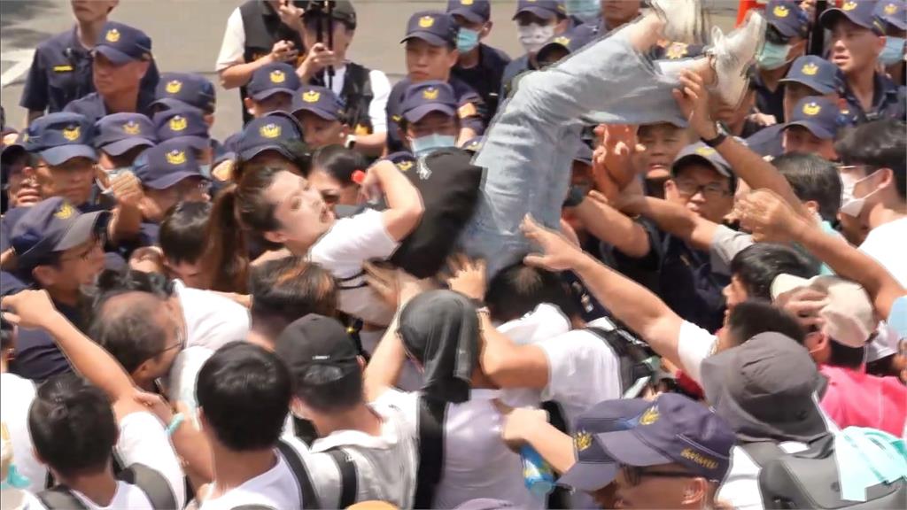 民眾黨走讀活動過程脫序 陳怡君接「管束通知」轟獨裁 發函卻是台北市