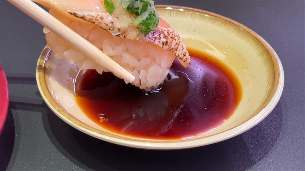 噁!元智女大聲帶寵物「守宮」放醬料盤 壽司郎發聲明擬提告