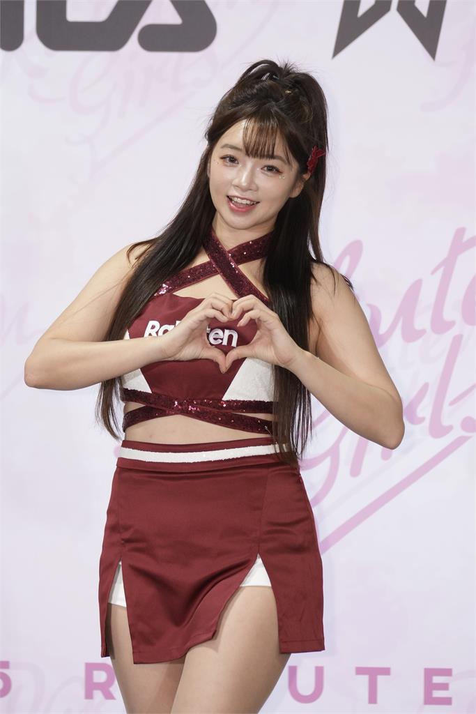 樂天女孩韓援三本柱合體現身引騷動!河智媛、廉世彬、禹洙漢1舉動逗樂粉絲