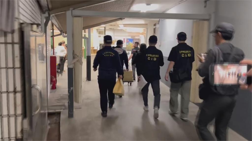 疑遭母餵藥2童雙亡 前夫.現任男友現身殯儀館