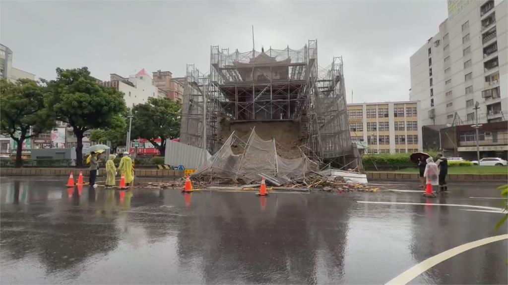 豪雨炸台南！國定古蹟「東門城」崩塌　拚補強防二次傷害