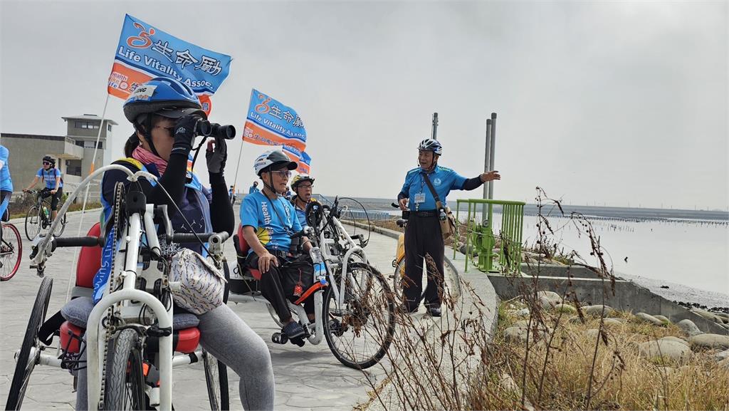 自行車/美台日三國騎士公益環島行無礙 享盡台南夕鹽段明媚風光