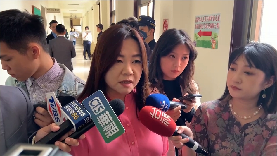 刺針飛彈遭盜賣 立委質問怎運出營區 邱國正:會查當時門禁負責人