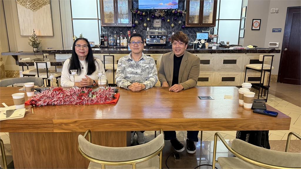 棒球/牛仔轉當特助還是很忙!周思齊訪橙縣僑委會 盼以棒球推廣台灣