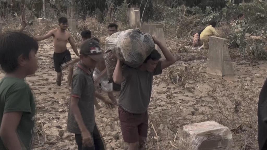 熱帶氣旋侵襲印尼至少940死 村莊泡水數天爆傳染病