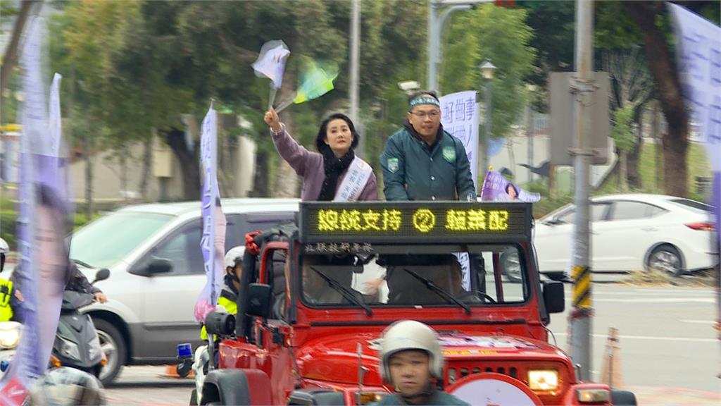 「在路上」二創神還原　吳思瑤載王義川聊「前進國會」