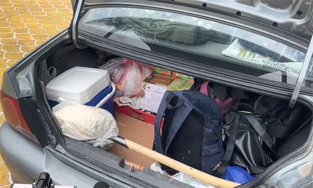 「鏟子超人」回來了！　鳳林車站外湧志工潮