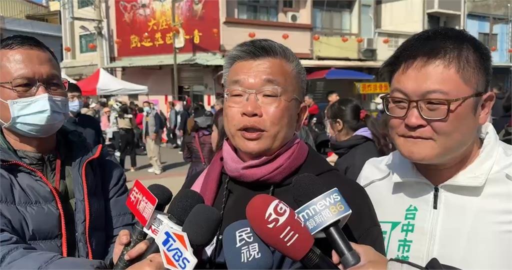金蛇年開春祈福! 副總統蕭美琴台中浩天宮發小紅包