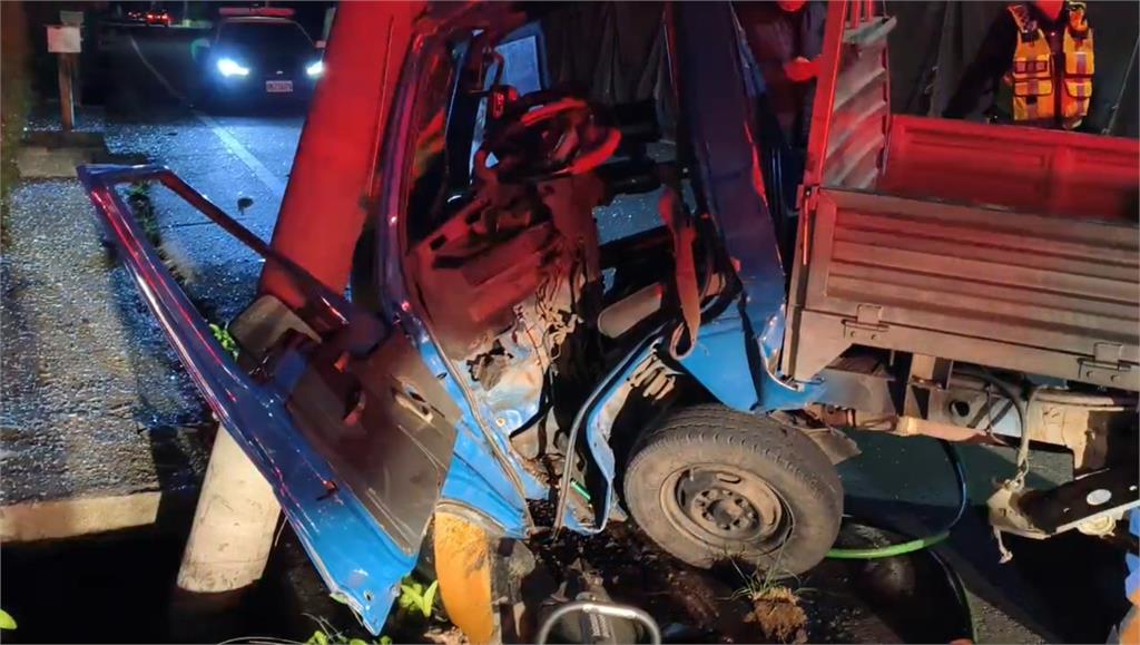 快新聞／雲林深夜死亡車禍！29歲男返家突猛撞電桿　送醫不治