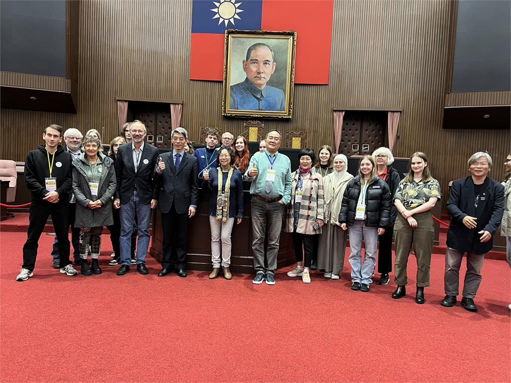 訪台灣巧遇賴清德 德國師生團:感受到和平與民主