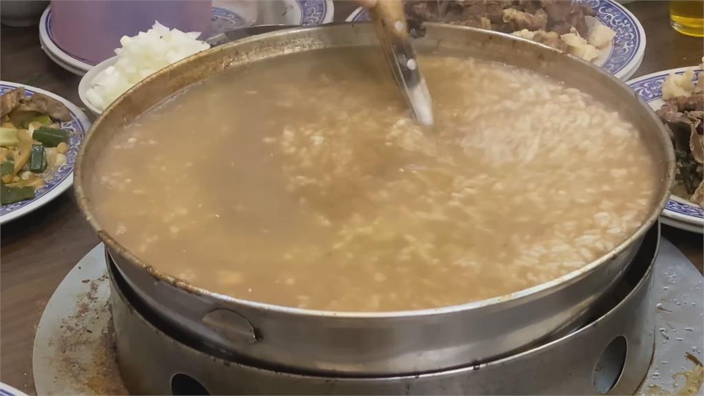 台灣趴趴走/火鍋吃完煮粥有訣竅?美味牛肉粥做法大公開!