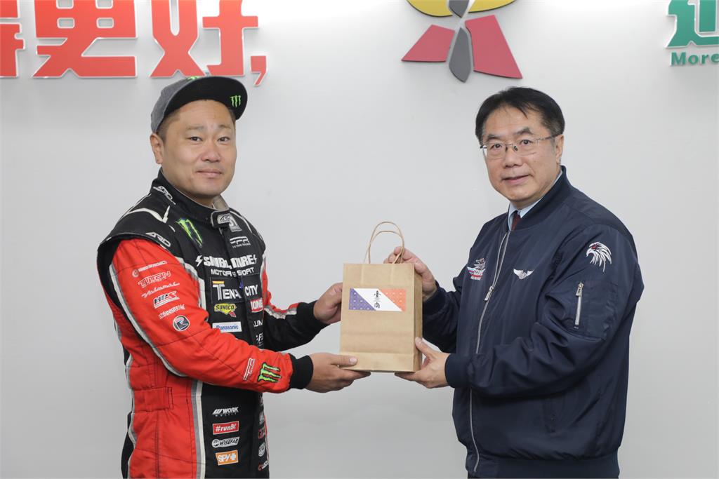 賽車迷快來!2024 D1GP國際飄移賽事台南登場 黃偉哲邀選手遊古都
