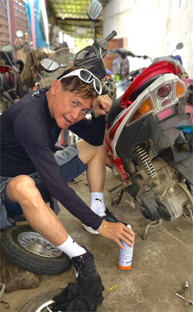 黃志明「車禍重傷身亡」震驚大馬娛樂圈!最強奶媽謝薇安「突曬1圖」發聲了