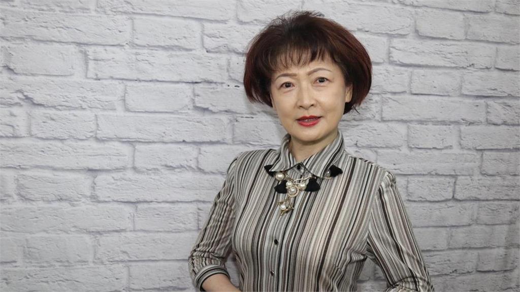 高虹安二審「旗袍法官」講話濃濃ㄦ話音!演講影片遭挖…網:戲曲學校出身?