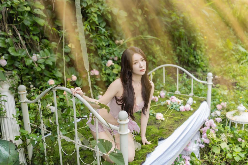 啦啦隊／超人氣女神禾羽寫真集「這天」禾你相羽！多樣面向全呈現如鑽石閃耀