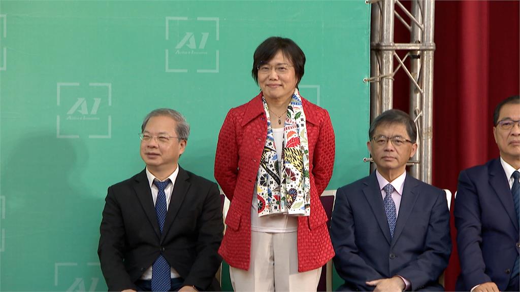 新內閣第二波名單公布! 劉世芳掌內政、作家小野任文化部長