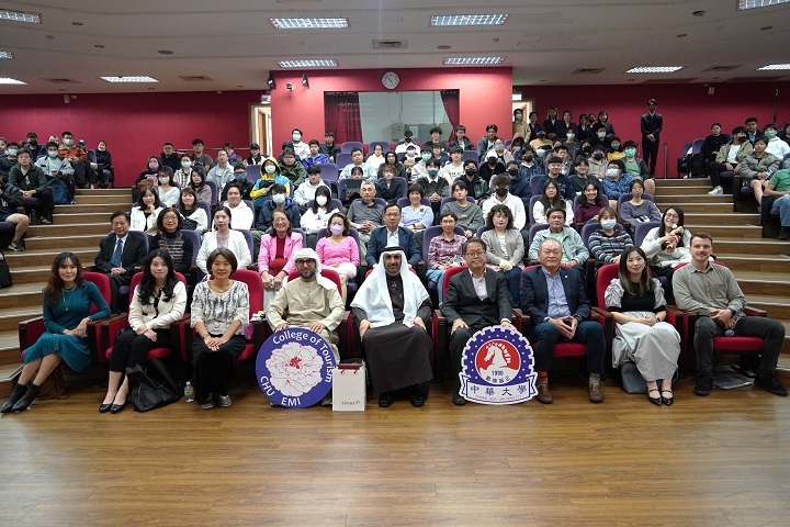 選派學生到阿拉伯實習， 華大觀光學院推進產學交流。