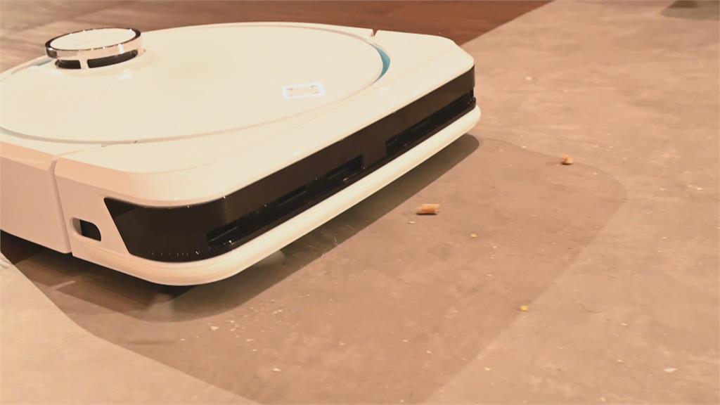 「集塵掃拖機器人」全新升級　洗布、充電、補水、烘乾一站搞定
