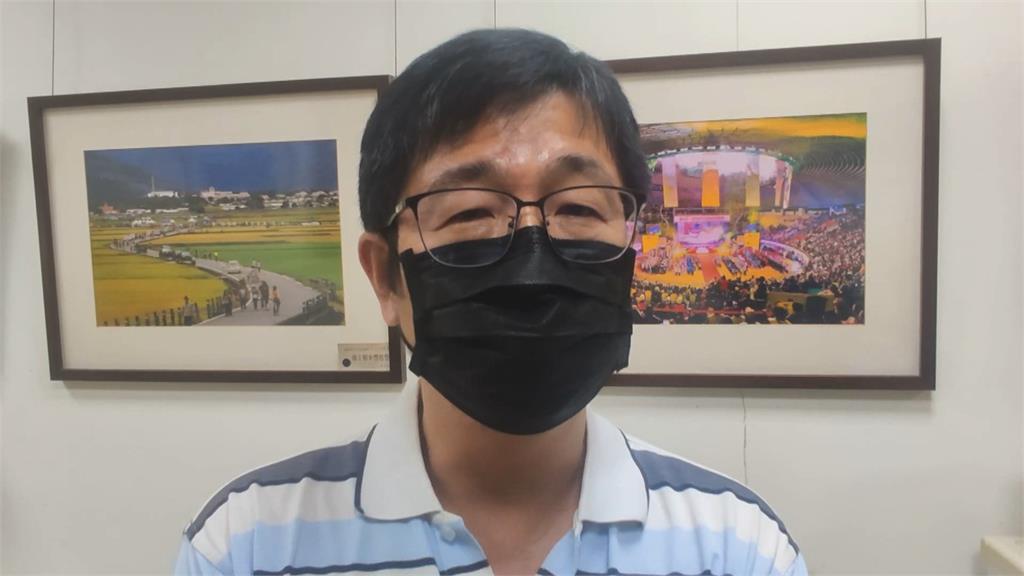 14件國內外作品參展 大腳巨人竟被偷偷轉向
