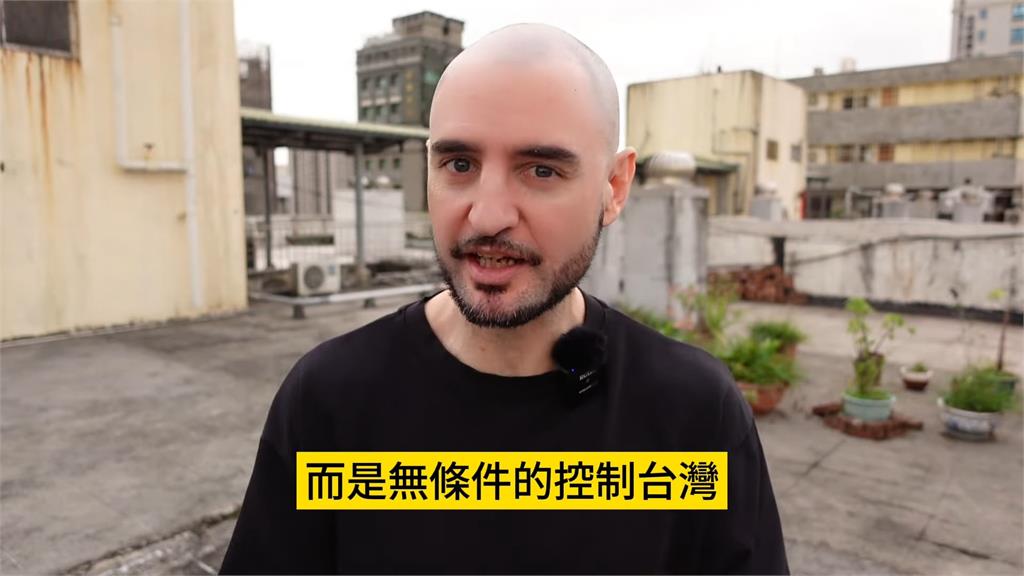 小粉紅揚言提告鋼琴家!網紅批扭曲真相 譴責藍白黨:竟還提兩岸一家親