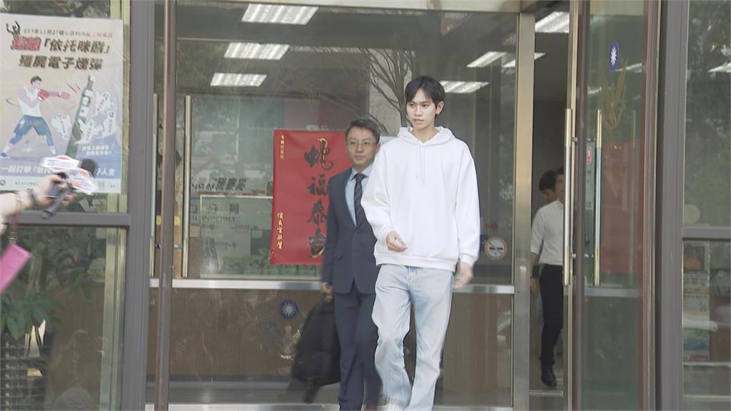 家寧媽提告"妨礙名譽違個資法" Andy老師作筆錄:還沒看到帳冊