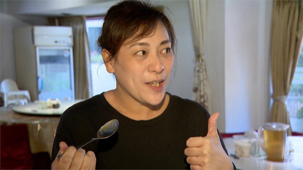 真的假的？暗黑料理再+1　布丁淋醬油口感似海膽