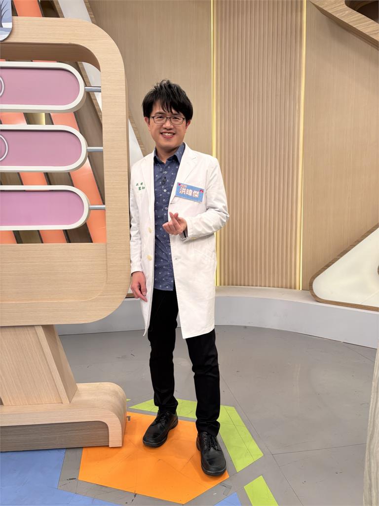 吳東諺爆料白家綺洗澡祕密！眾人驚呼超誇張