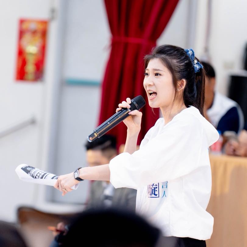 李明璇公開稱「不投降非政府該做的」！林智群1句KO：國民黨來台幹嘛