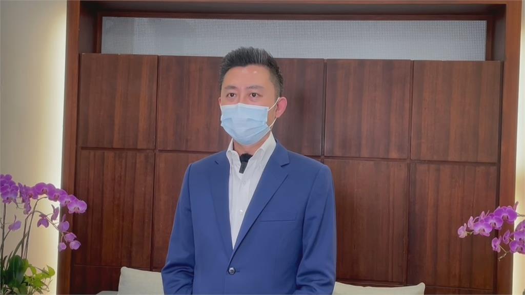 市長換人了? 鄭文燦拍宣傳照變「韓系歐爸」