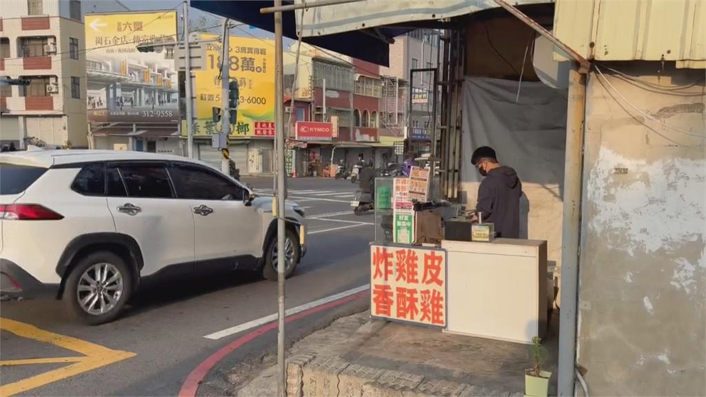 台南"誠實炸雞攤"雞皮香酥涮嘴 付錢.拿取自己來