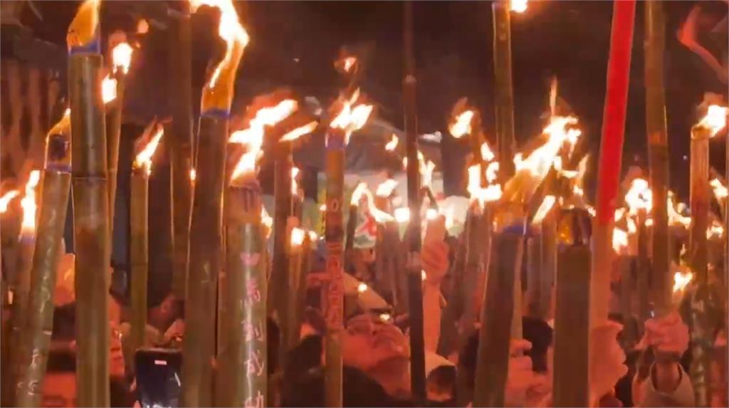 新竹北埔油笐火鬧元宵　楊立微再度上演「火之桌」