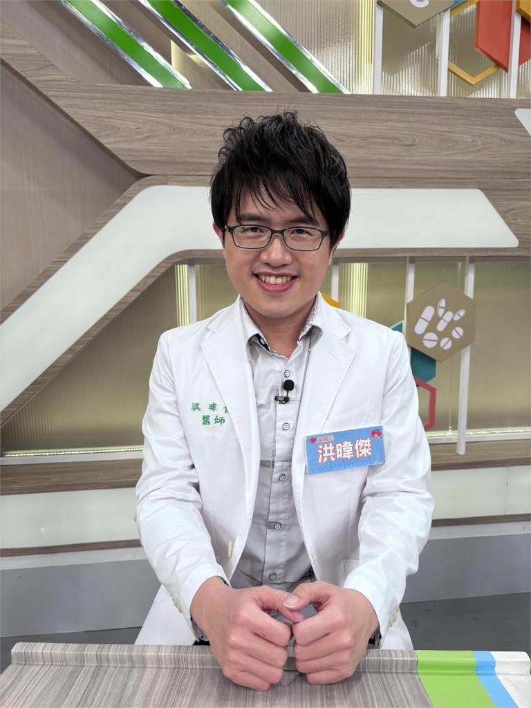 藍波老師不喝水長年「三分糖紅茶」！肚痛就醫以為長腫瘤