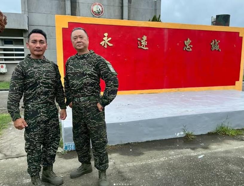 親中藝人轉發央視「慶93閱兵」！演藝圈1大咖「曬國軍戰袍」網狂讚：正港台灣人
