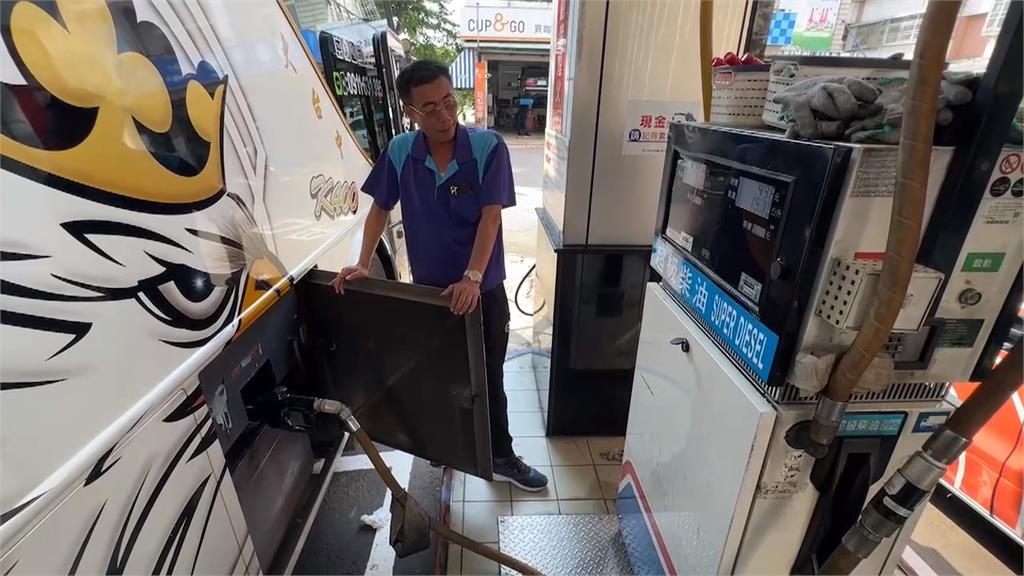 校車運將錢難賺! 專任改兼差身兼數職拼生計