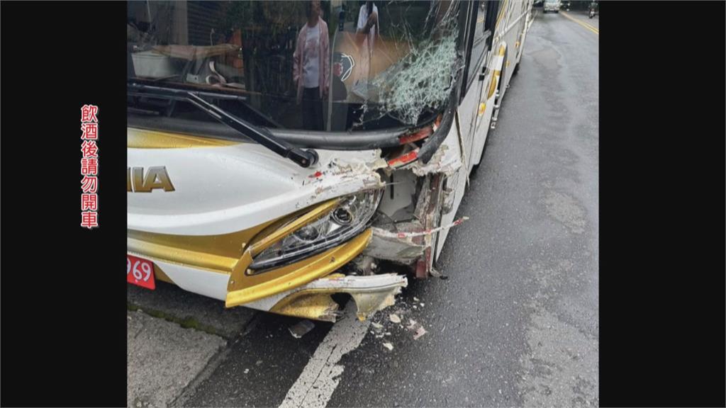 南投信義鄉休旅車酒駕「山路超車」撞遊覽車　遊客怒批：無視法令