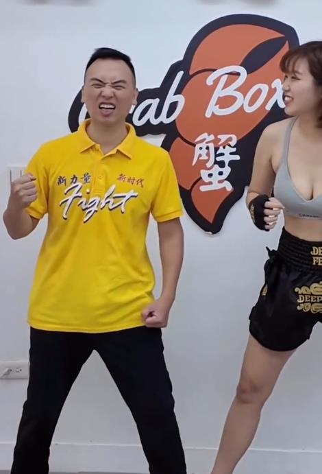 游智彬約戰王世堅來真的!找火辣女網紅「助拳」挨揍影片曝光