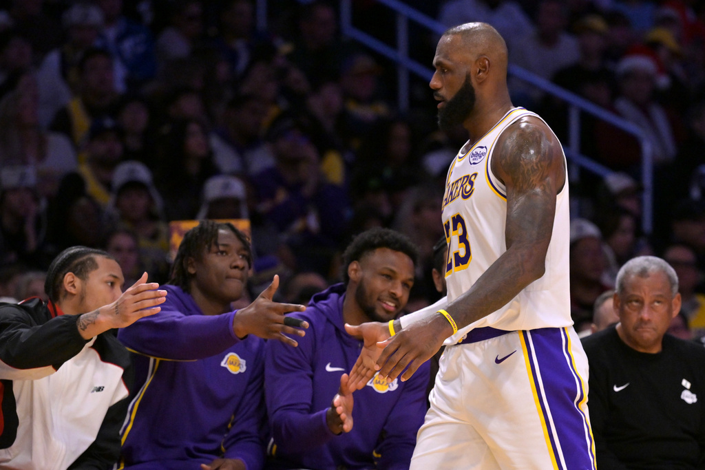 NBA(影)／37歲勇士柯瑞再度缺陣！恐無緣「任何」年度獎項