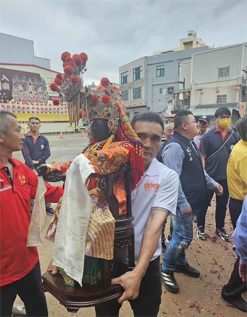 台中浩天宮與北港朝天宮首度聯手 舉行海上淨港祈福儀式